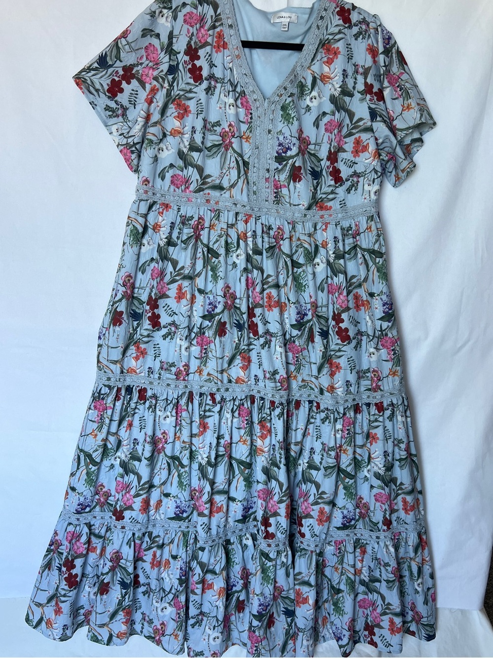 Light Blue Floral Tiered V-Neck Maxi Dress 2X LIKE NEW - Picture 2 of 12
